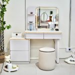 DAVOS LED Mirror Expandable Dressing Table Set - Image 6